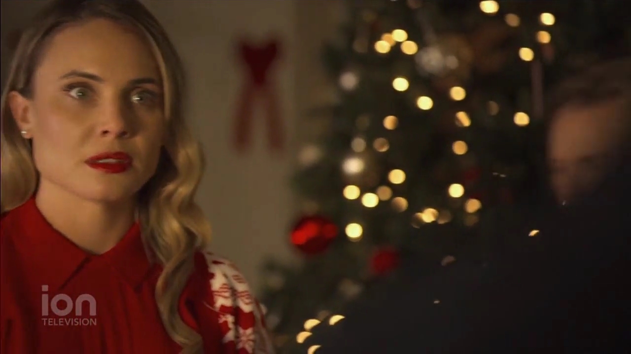 VampireDiariesWorld-dot-nl_ABeautyAndTheBeastChristmas3161.jpg