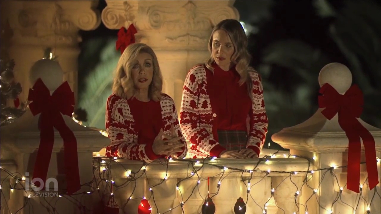VampireDiariesWorld-dot-nl_ABeautyAndTheBeastChristmas3286.jpg