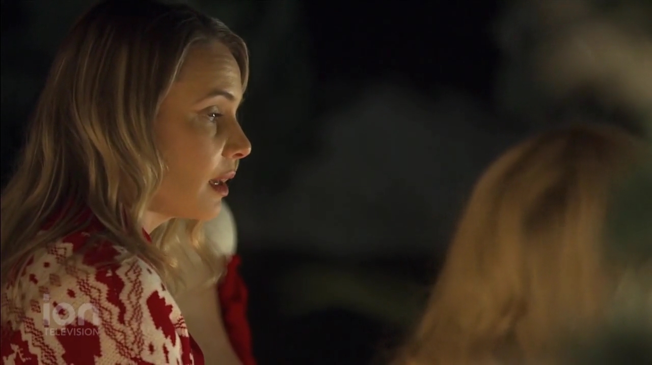 VampireDiariesWorld-dot-nl_ABeautyAndTheBeastChristmas3295.jpg
