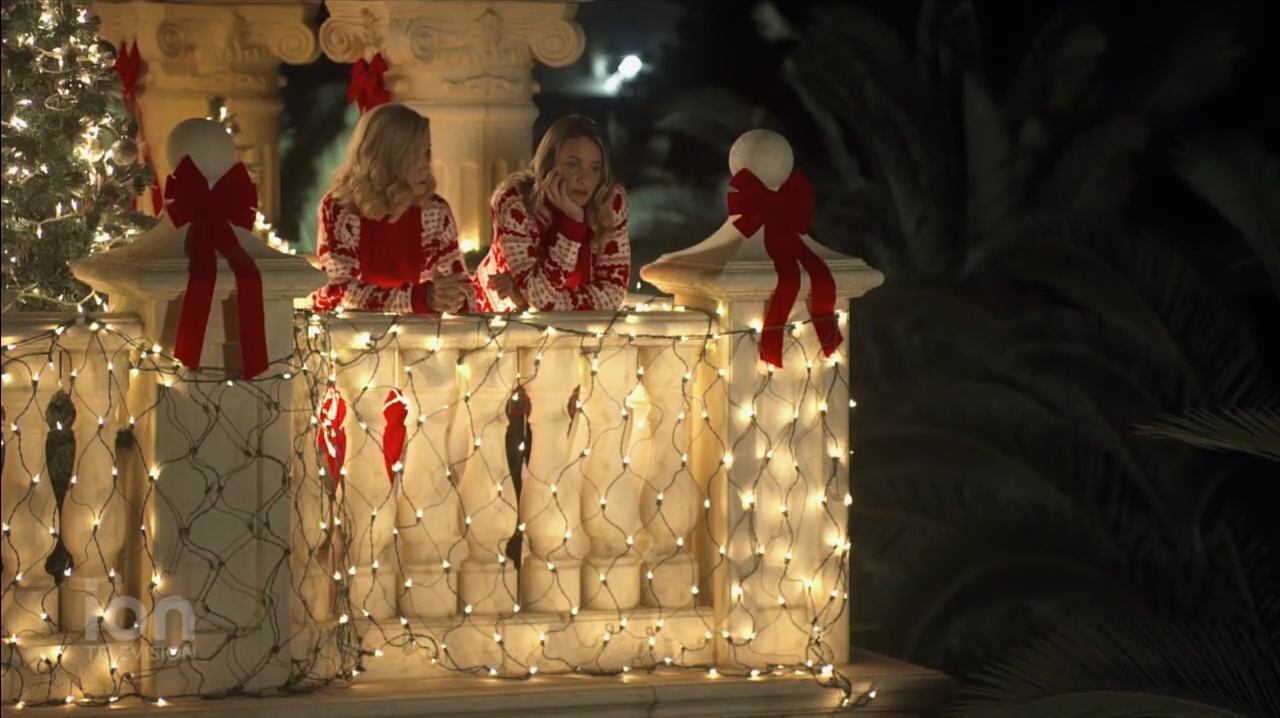 VampireDiariesWorld-dot-nl_ABeautyAndTheBeastChristmas3374.jpg