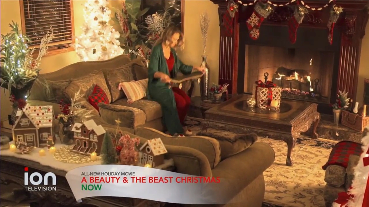 VampireDiariesWorld-dot-nl_ABeautyAndTheBeastChristmas4734.jpg