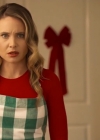 VampireDiariesWorld-dot-nl_ABeautyAndTheBeastChristmas1982.jpg