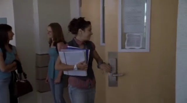 VampireDiariesWorld-dot-org_HerBestMove1162.jpg