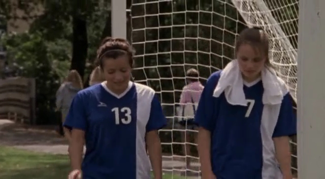 VampireDiariesWorld-dot-org_HerBestMove5210.jpg