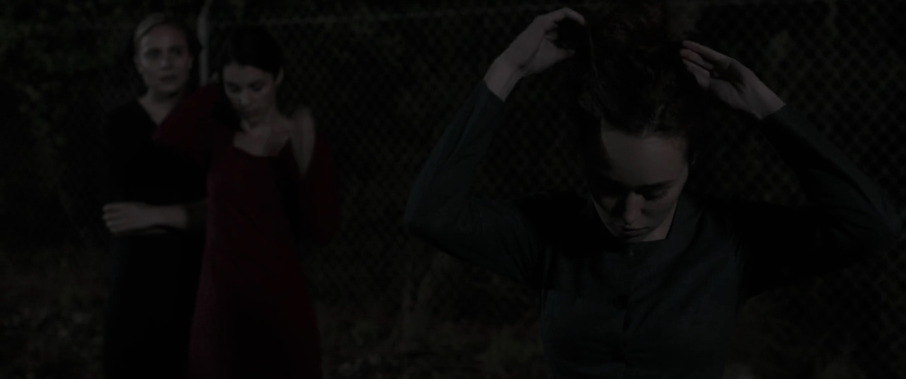 VampireDiariesWorld-dot-nl_TheDevilsHand1257.jpg
