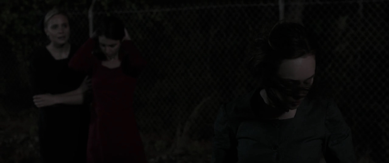 VampireDiariesWorld-dot-nl_TheDevilsHand1258.jpg