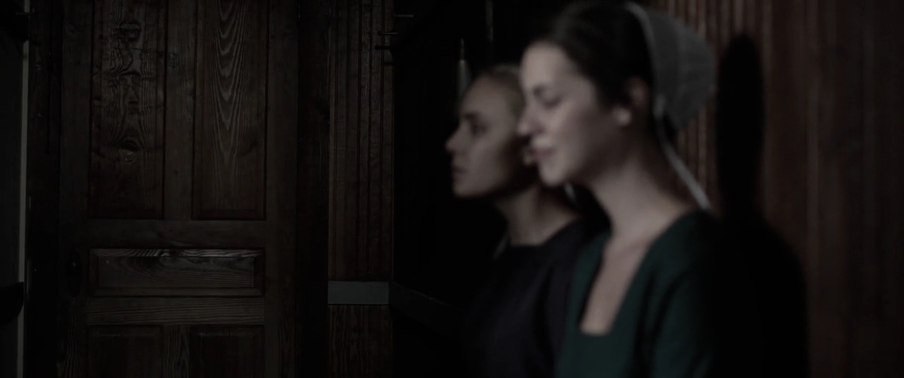 VampireDiariesWorld-dot-nl_TheDevilsHand2336.jpg
