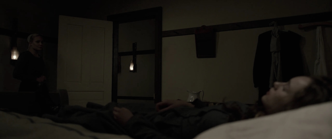 VampireDiariesWorld-dot-nl_TheDevilsHand4091.jpg