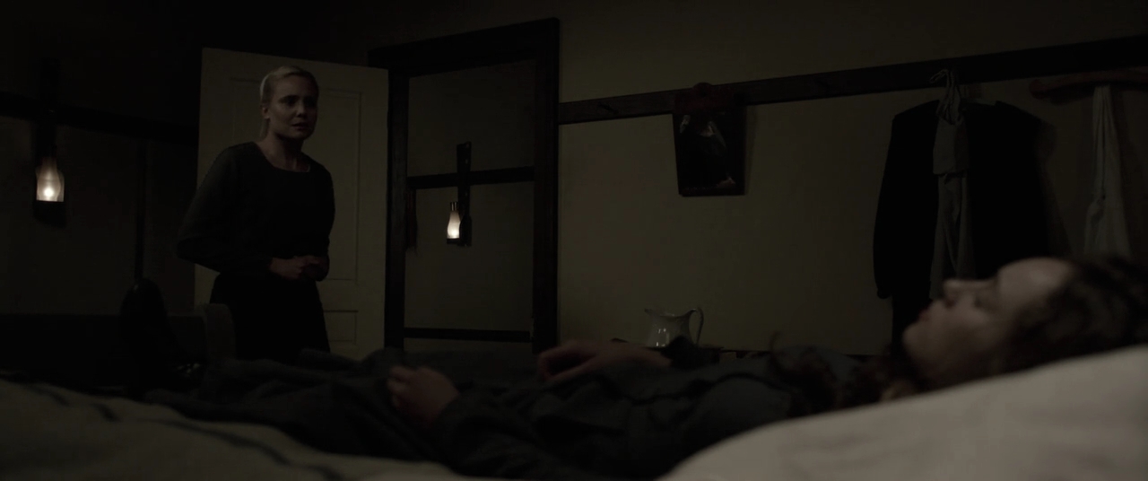 VampireDiariesWorld-dot-nl_TheDevilsHand4099.jpg