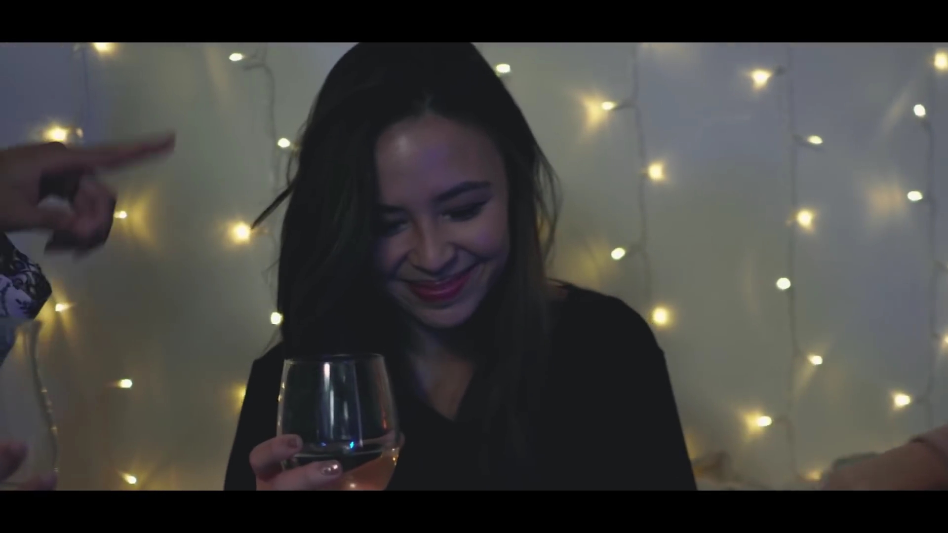 VampireDiariesWorld-dot-MeliseTryingToSleep0200.jpg VampireDiariesWorld-dot-MeliseTryingToSleep0200.jpg