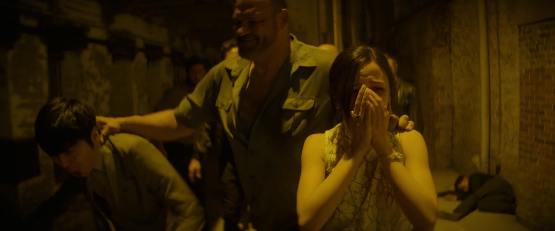 VampireDiariesWorld-dot-nl_EscapePlanTheExtractors01394.jpg