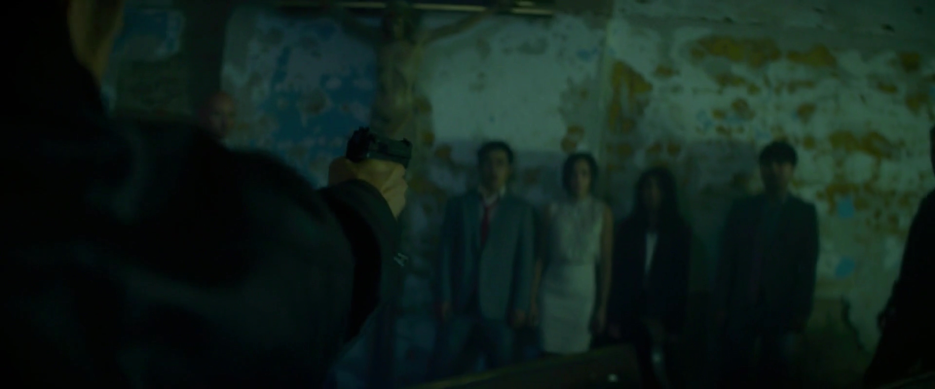 VampireDiariesWorld-dot-nl_EscapePlanTheExtractors01645.jpg