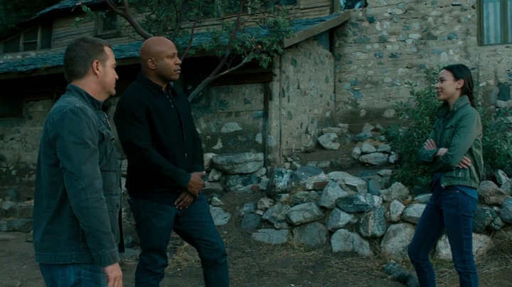 VampireDiariesWorld-dot-NCISLA9x15-0820.jpg