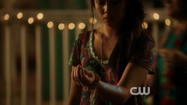VampireDiariesWorld-dot-org_StarCrossedS01E02-2007.jpg