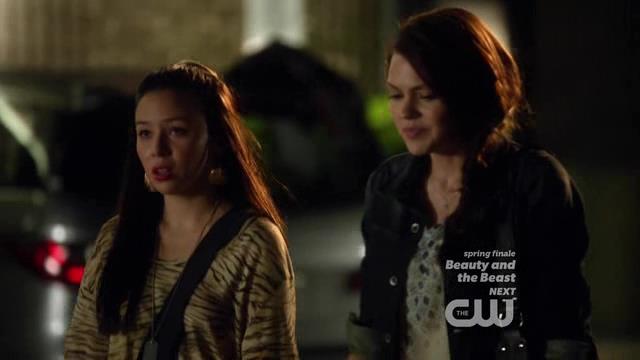 VampireDiariesWorld-dot-org_StarCrossedS01E04-1658.jpg