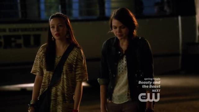 VampireDiariesWorld-dot-org_StarCrossedS01E04-1672.jpg