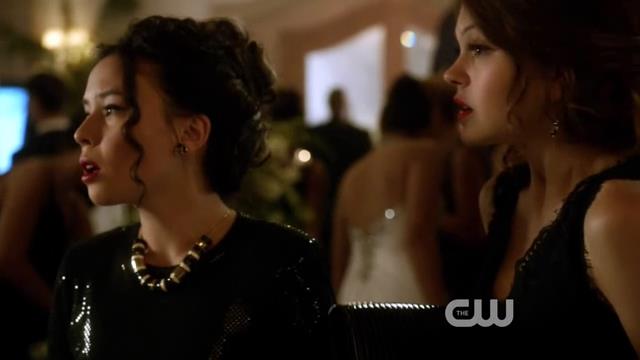 VampireDiariesWorld-dot-org_StarCrossedS01E06-1037.jpg