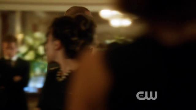 VampireDiariesWorld-dot-org_StarCrossedS01E06-1045.jpg