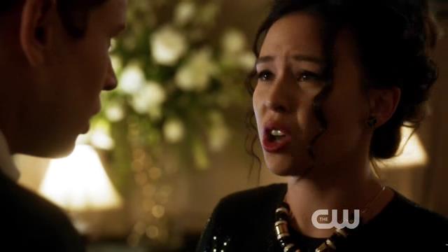 VampireDiariesWorld-dot-org_StarCrossedS01E06-1289.jpg
