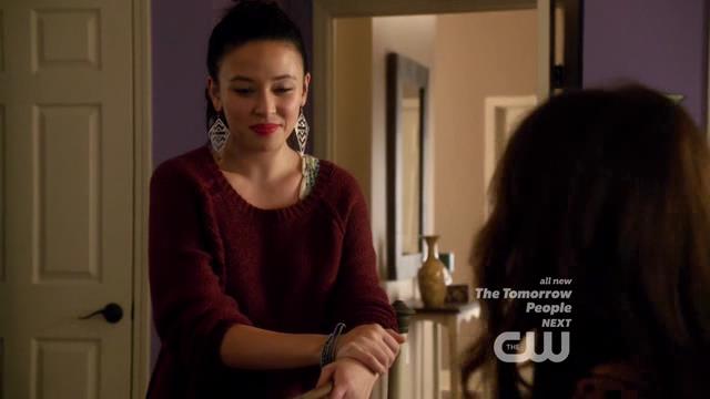 VampireDiariesWorld-dot-org_StarCrossedS01E06-2062.jpg