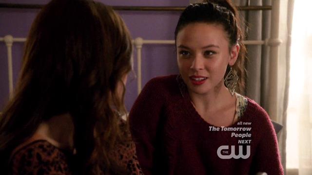 VampireDiariesWorld-dot-org_StarCrossedS01E06-2095.jpg