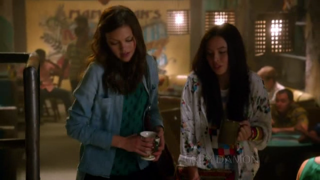 VampireDiariesWorld-dot-org_StarCrossedS01E070261.png
