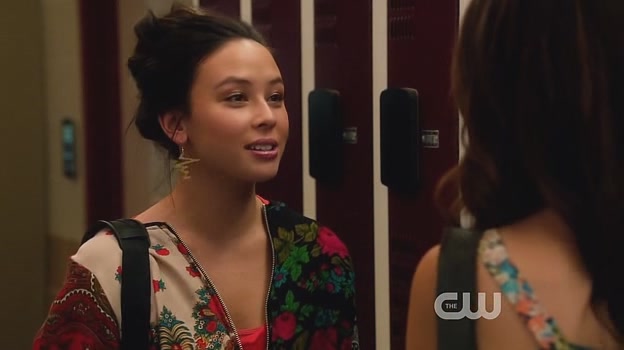 VampireDiariesWorld-dot-org_StarCrossedS01E08-0290.jpg