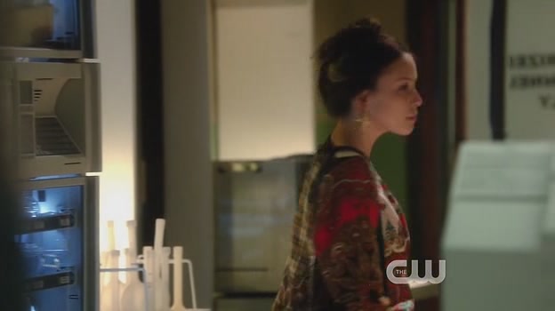 VampireDiariesWorld-dot-org_StarCrossedS01E08-0892.jpg