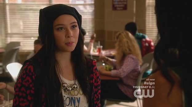 VampireDiariesWorld-dot-org_StarCrossedS01E08-1185.jpg