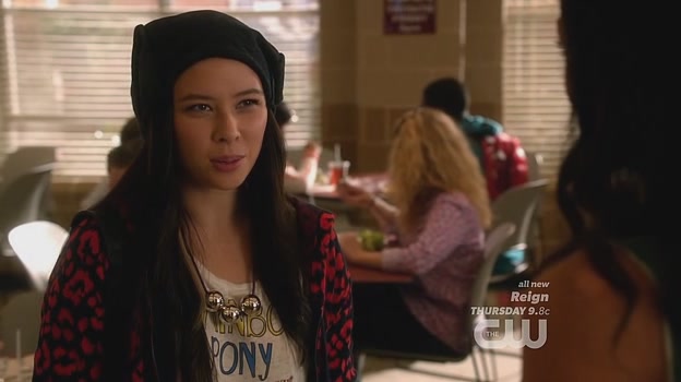 VampireDiariesWorld-dot-org_StarCrossedS01E08-1186.jpg