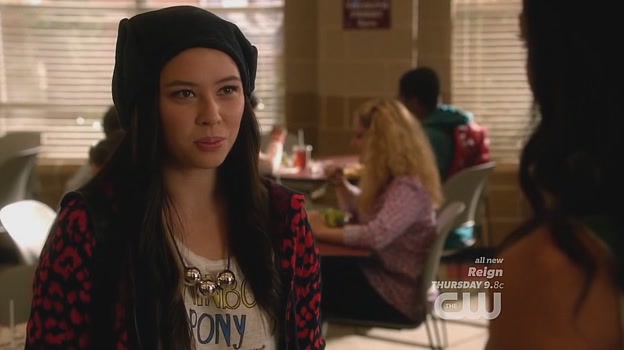 VampireDiariesWorld-dot-org_StarCrossedS01E08-1187.jpg