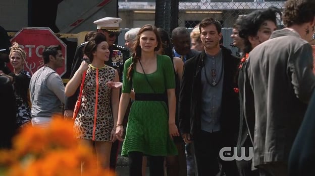 VampireDiariesWorld-dot-org_StarCrossedS01E08-1282.jpg