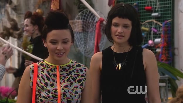 VampireDiariesWorld-dot-org_StarCrossedS01E08-1320.jpg