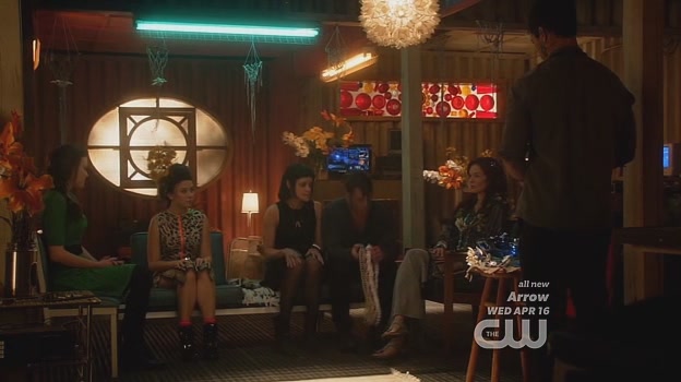 VampireDiariesWorld-dot-org_StarCrossedS01E08-1501.jpg VampireDiariesWorld-dot-org_StarCrossedS01E08-1501.jpg