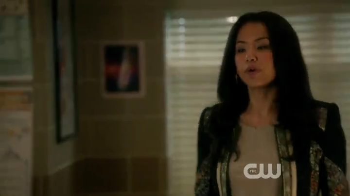 VampireDiariesWorld-dot-org_StarCrossed-S01E10-0412.jpg VampireDiariesWorld-dot-org_StarCrossed-S01E10-0412.jpg