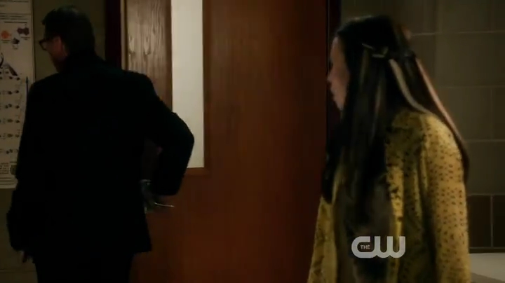 VampireDiariesWorld-dot-org_StarCrossed-S01E10-0414.jpg VampireDiariesWorld-dot-org_StarCrossed-S01E10-0414.jpg