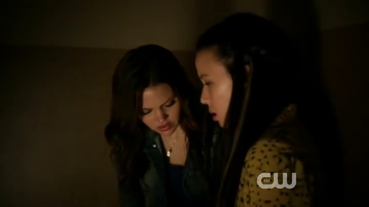VampireDiariesWorld-dot-org_StarCrossed-S01E10-0859.jpg VampireDiariesWorld-dot-org_StarCrossed-S01E10-0859.jpg