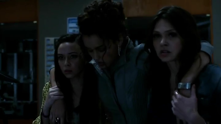 VampireDiariesWorld-dot-org_StarCrossed-S01E10-1378.jpg VampireDiariesWorld-dot-org_StarCrossed-S01E10-1378.jpg