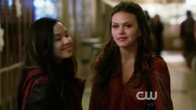 VampireDiariesWorld-dot-org_StarCrossed-S01E11-0199.jpg VampireDiariesWorld-dot-org_StarCrossed-S01E11-0199.jpg