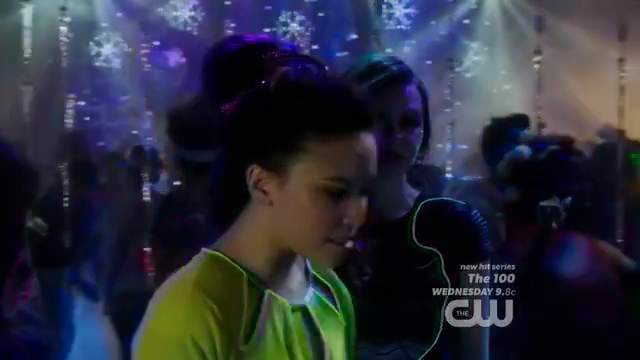 VampireDiariesWorld-dot-org_StarCrossed-S01E11-0502.jpg VampireDiariesWorld-dot-org_StarCrossed-S01E11-0502.jpg