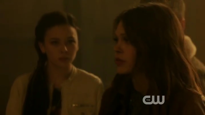 VampireDiariesWorld-dot-org_StarCrossed-S01E13-1791.jpg