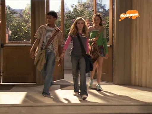 VampireDiariesWorld_dot_nl-UnfabulousS01E01-257.jpg