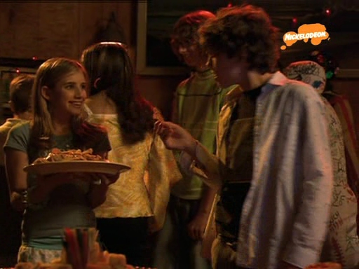 VampireDiariesWorld_dot_nl-UnfabulousS01E01-913.jpg