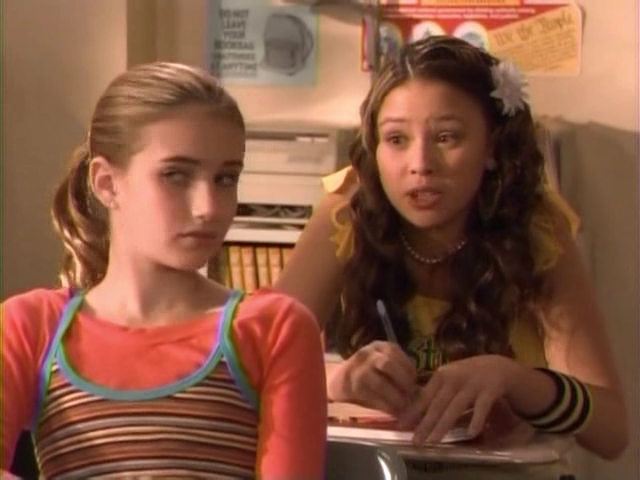 VampireDiariesWorld_dot_nl-UnfabulousS01E01-096.jpg