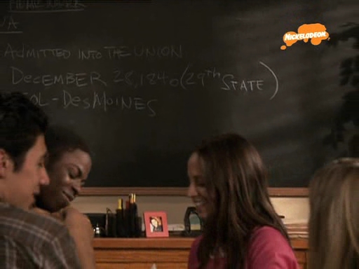VampireDiariesWorld_dot_nl-UnfabulousS01E09-433.jpg