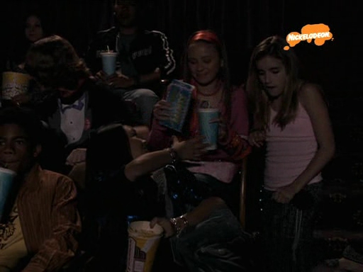 VampireDiariesWorld_dot_nl-UnfabulousS01E09-866.jpg