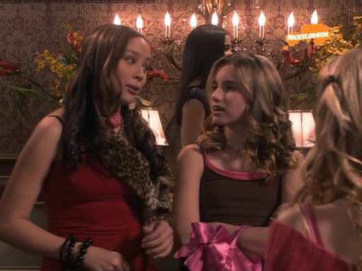 VampireDiariesWorld_dot_nl-UnfabulousS01E13-875.jpg