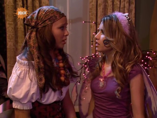 VampireDiariesWorld_dot_nl-UnfabulousS02E08-0723.jpg