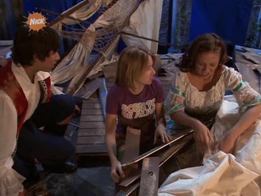 VampireDiariesWorld_dot_nl-UnfabulousS02E11-1049.jpg