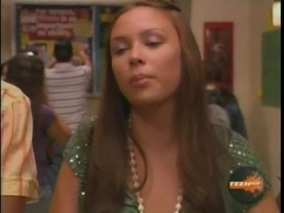 VampireDiariesWorld_dot_nl-UnfabulousS02E12-0203.jpg